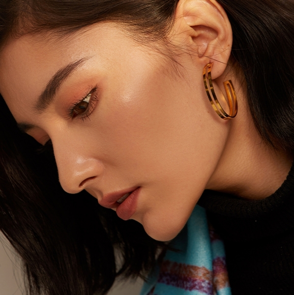 Jewelry - Stylish Round Hoop Earrings